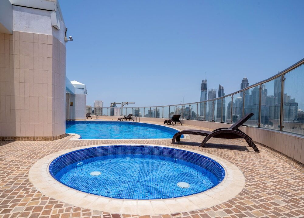 Дубай: Tanin - Luxurious and Contemporary Studio in JLT Cluster R