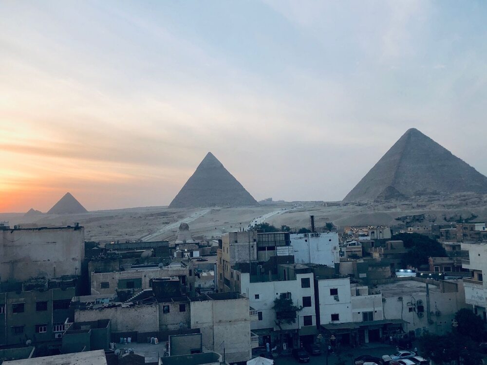 Гиза: Seven Heaven pyramids