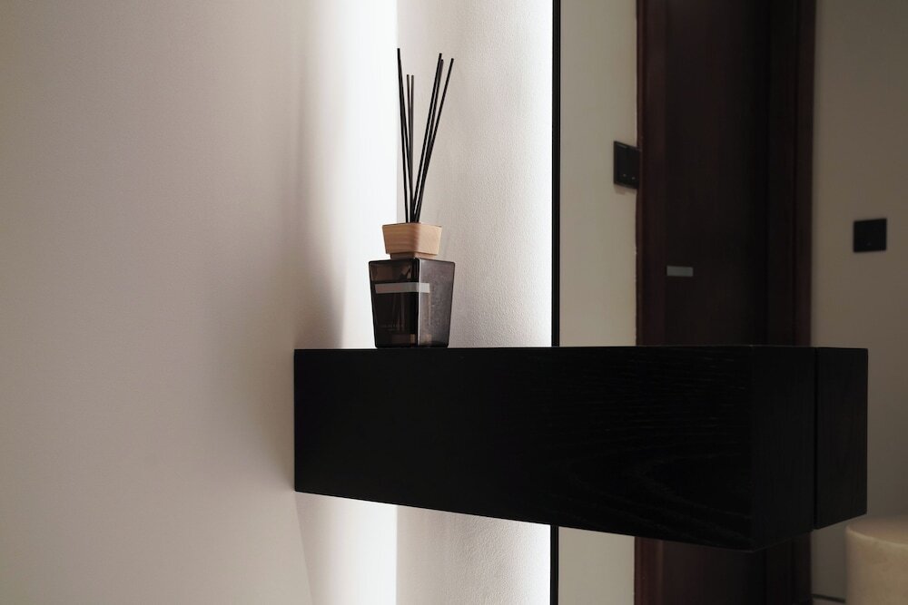 Дубай: Lusso Hometels J One
