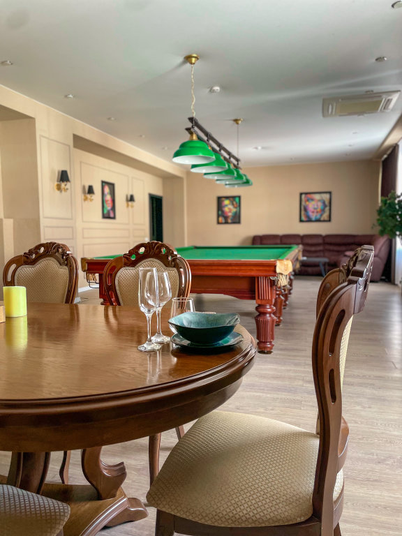 Нижневартовск: Park Side Inn
