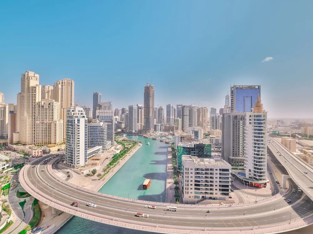 Дубай: One Bedroom Near Dubai Wheel & JBR by Belvilla