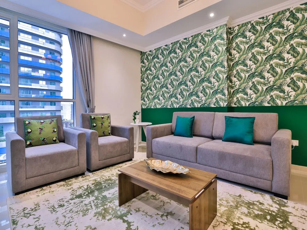 Дубай: Luxe 3BR Burj Khalifa -gym/pool by Belvilla