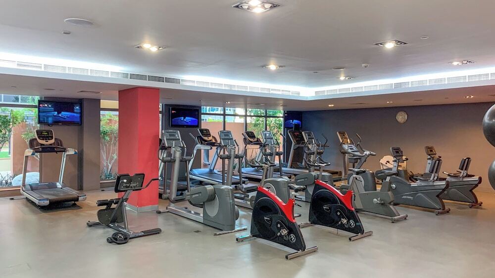 Дубай: SuperHost - Chic Downtown Living 1BR in Dubai's South Ridge 5