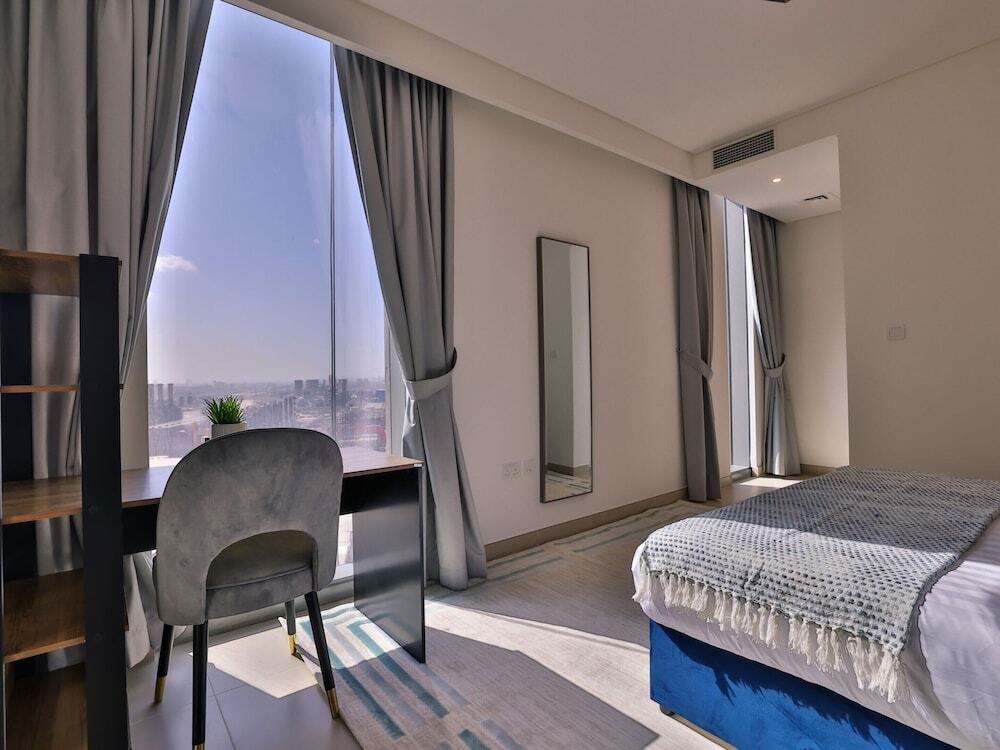 Дубай: Marina Views Cosy Two Bed JBR by Belvilla
