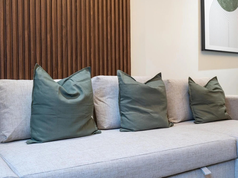 Дубай: 2bed Chic Apt Burj Khalifa Gym/pool by Belvilla