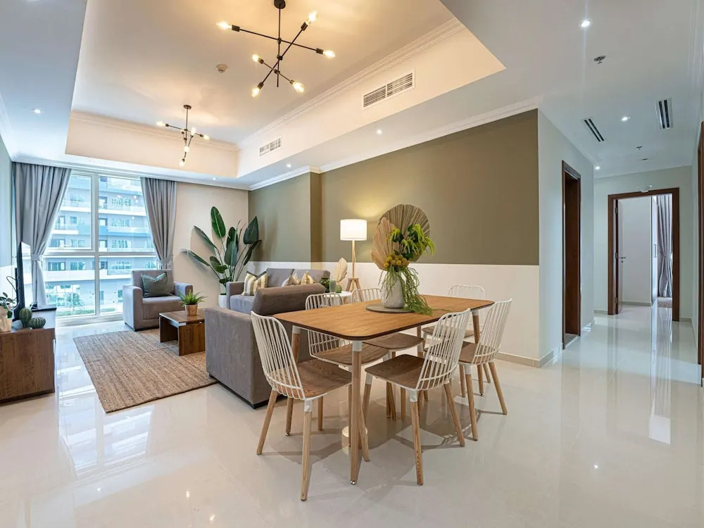 Дубай: Luxe 2BR Burj Khalifa -gym/pool by Belvilla