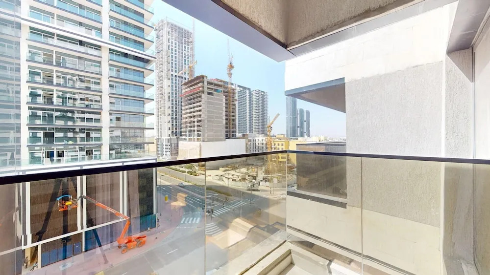 Дубай: Primestay - 3BR in JVC - Marwa Heights