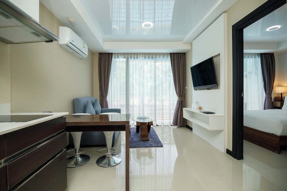 Beachfront 1Bed Condo Maikhao Beach-MBC1 — фото 3