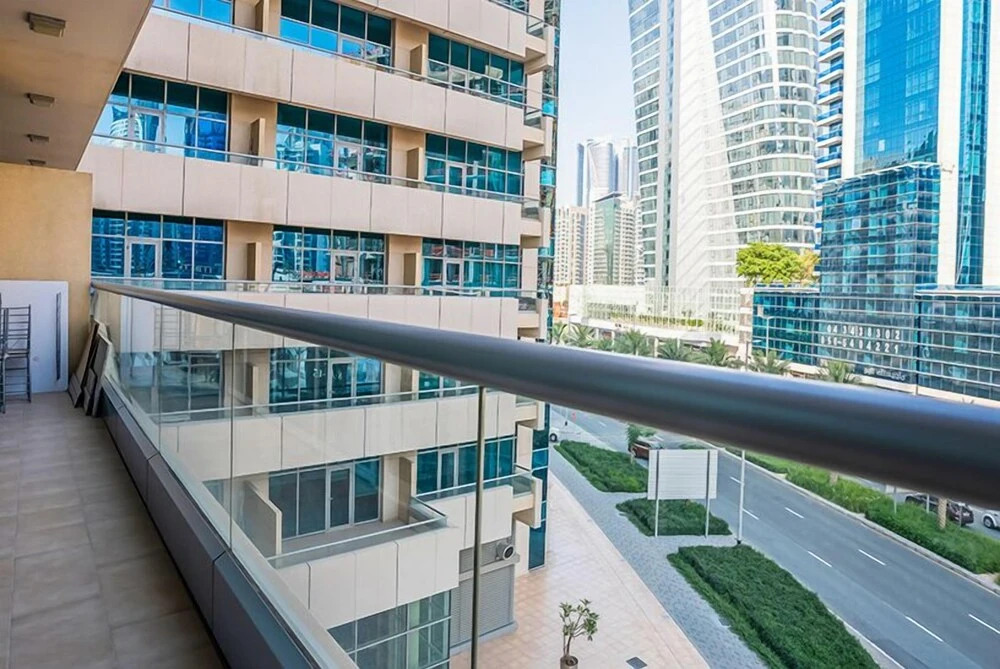 Дубай: Homesgetaway-Cozy 1BR Bay Square Bldg. 9