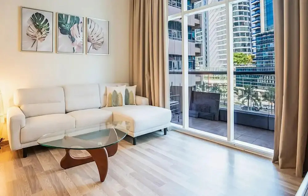 Дубай: Homesgetaway-Cozy 1BR Bay Square Bldg. 9