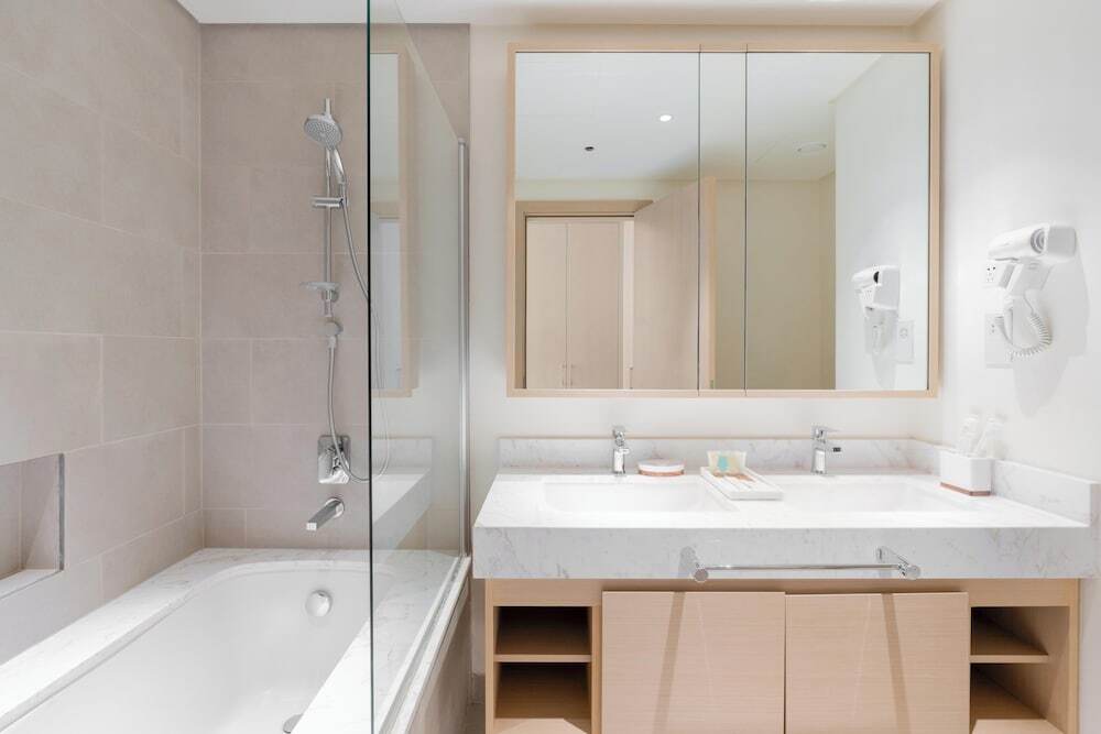 Дубай: GLOBALSTAY. Creek Rise Tower 1 Elegant Apartment