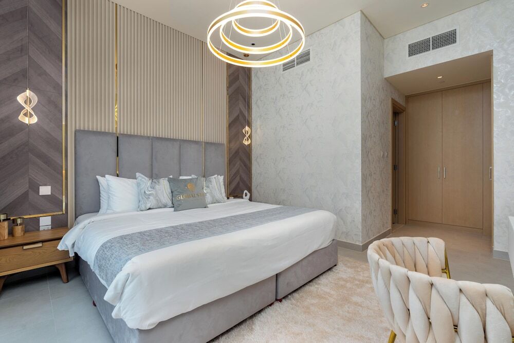 Дубай: GLOBALSTAY. Creek Rise Tower 1 Elegant Apartment