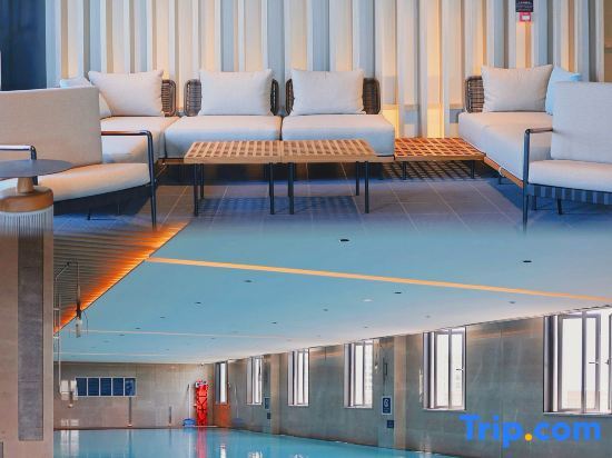 Шанхай: Four Points By Sheraton Shanghai Fengjing
