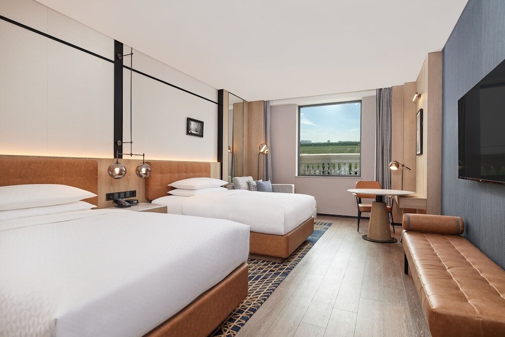 Шанхай: Four Points By Sheraton Shanghai Fengjing