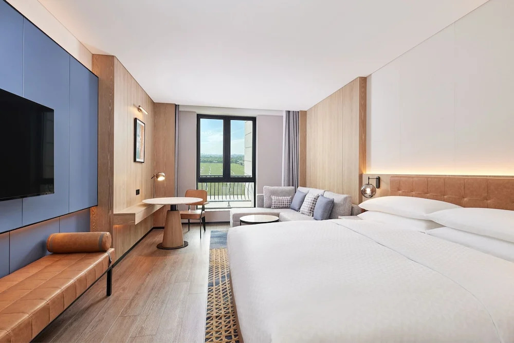 Шанхай: Four Points By Sheraton Shanghai Fengjing