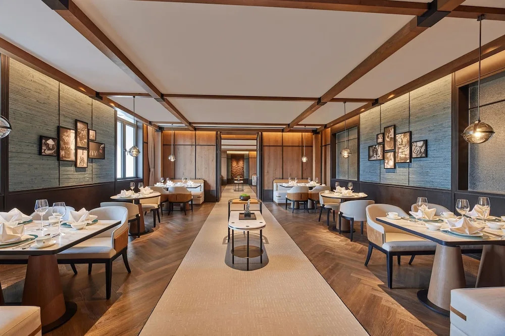 Шанхай: Four Points By Sheraton Shanghai Fengjing