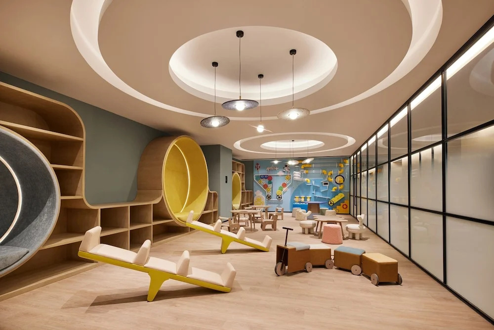 Шанхай: Four Points By Sheraton Shanghai Fengjing