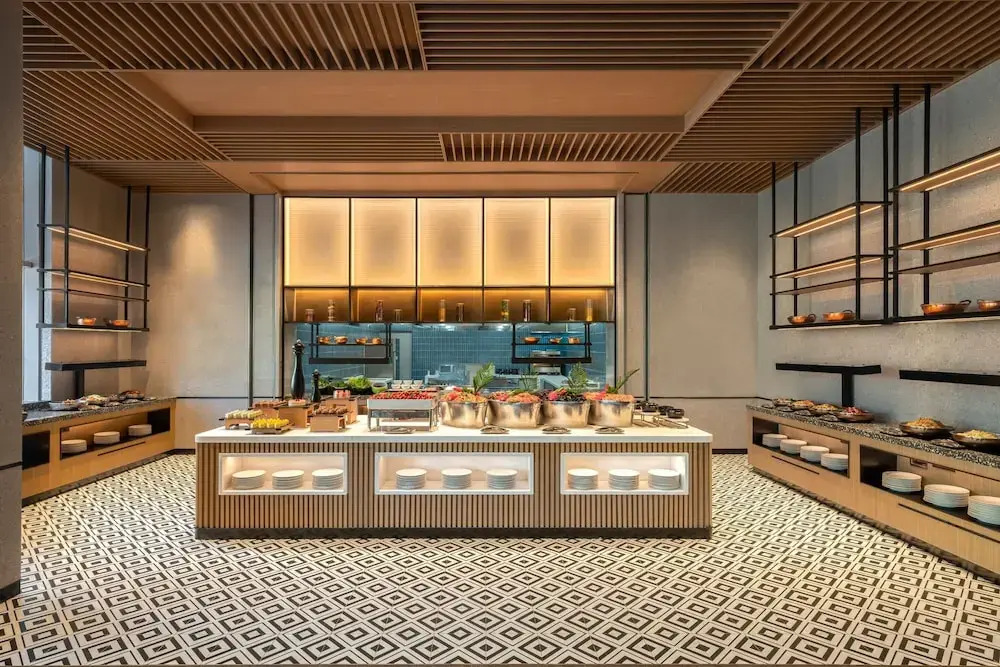 Яньтай: Four Points By Sheraton Yantai
