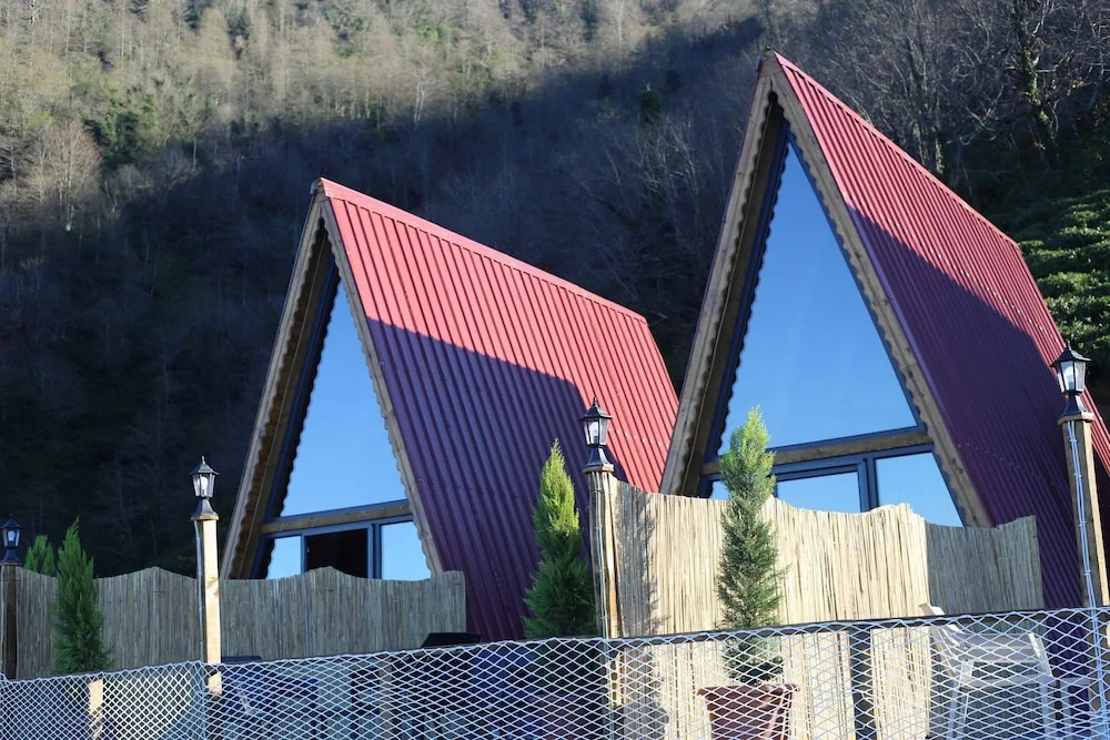 Хопа: Pagen Bungalov