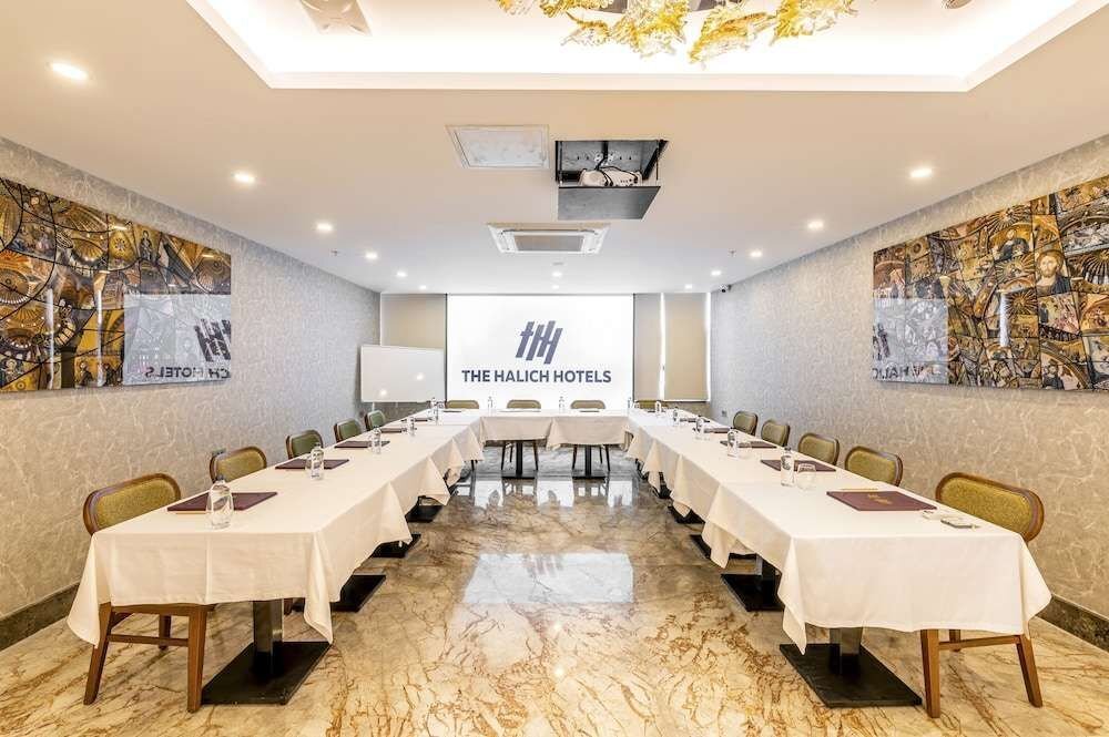 Стамбул: Csk The Halich Port Istanbul