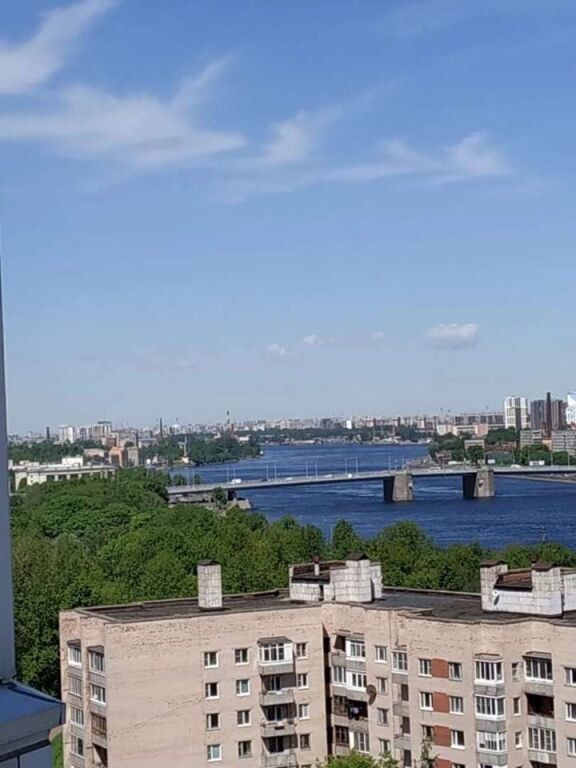 Санкт-Петербург: Квартира на Шелгунова 7к2