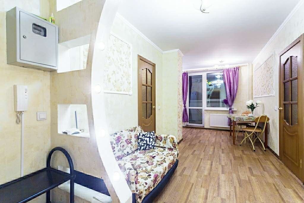 Санкт-Петербург: Квартира на Шелгунова 7к2