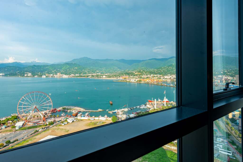 Батуми: Апартаменты Panorama Haven Batumi