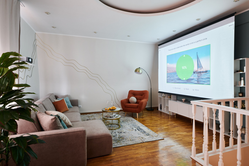 Москва: Квартира GM Apartments Двухуровневая с мансардой у Патриарших Прудов