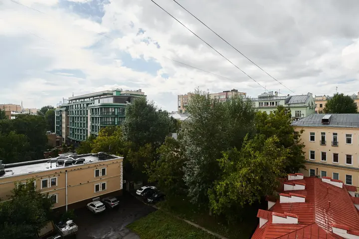 Москва: Квартира GM Apartments Двухуровневая с мансардой у Патриарших Прудов