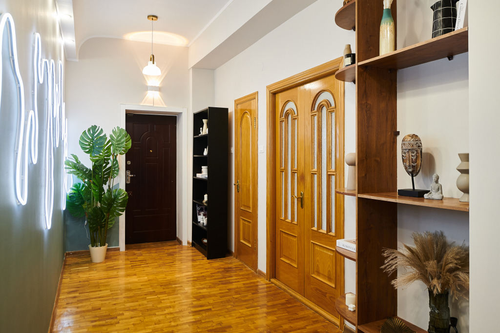 Москва: Квартира GM Apartments Двухуровневая с мансардой у Патриарших Прудов