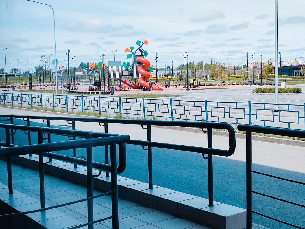 Омск: Апартаменты на улице Перелёта 21