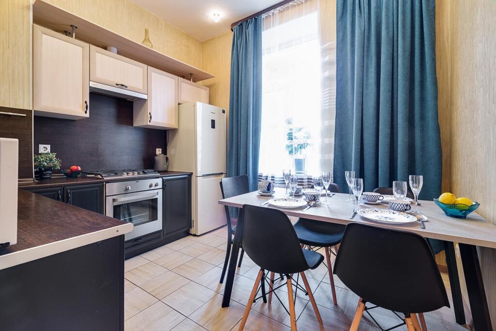 Санкт-Петербург: Апартаменты на улице Ленина 34
