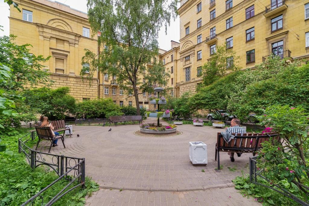 Санкт-Петербург: Апартаменты на улице Ленина 34