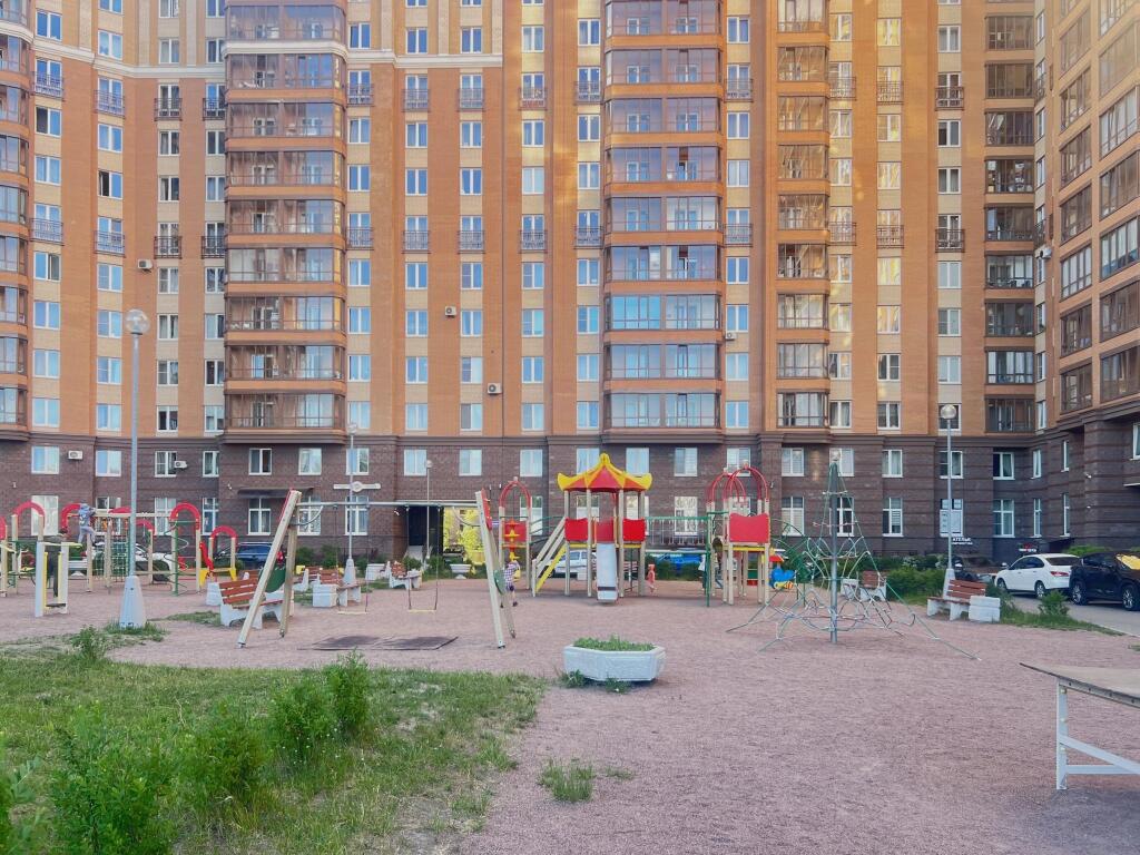Санкт-Петербург: Апартаменты на улице Лиственная 18
