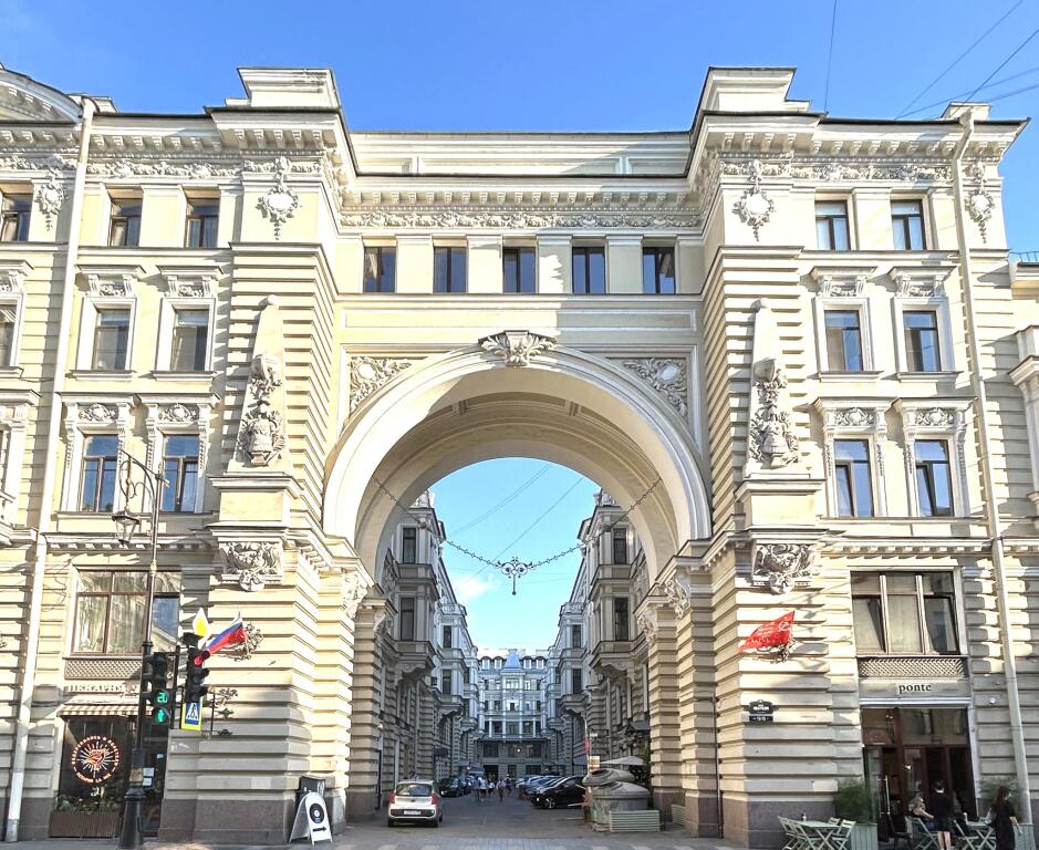 Санкт-Петербург: Апартаменты на улице Пестеля 13-15