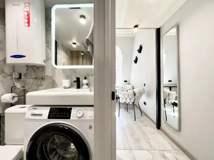Санкт-Петербург: Апартаменты RHome (РХоме) на переулке Большой Казачий 10