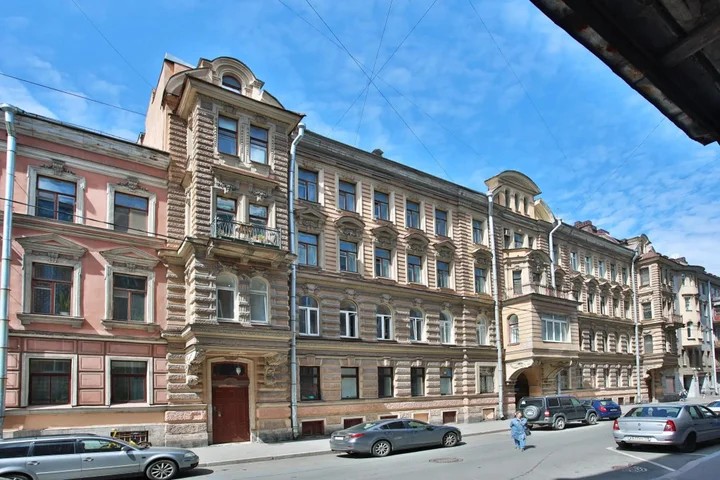 Санкт-Петербург: Питерские каникулы на улице Коломенская
