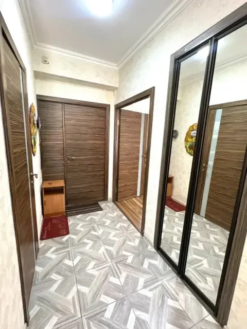 Туапсе: Квартира эконом класса в центре площадью 65 кв.м на Шаумяна 1