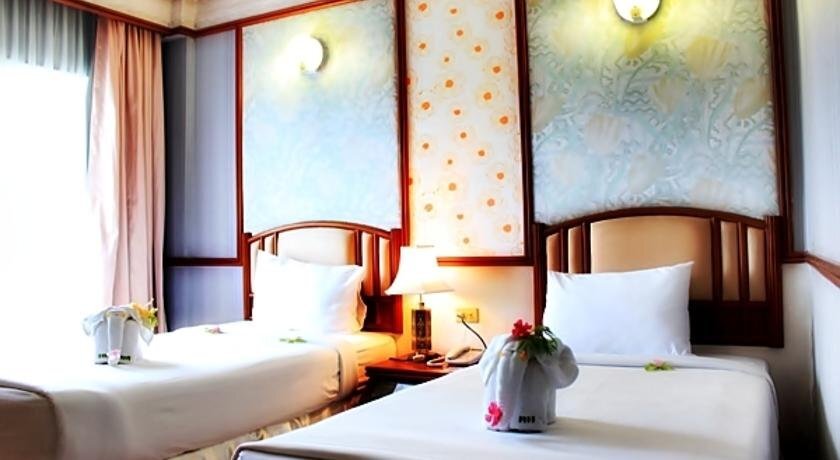 Ко Чанг: Aunchaleena Beach Front Resort