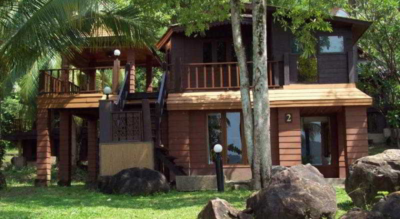 Ко Чанг: Aunchaleena Beach Front Resort