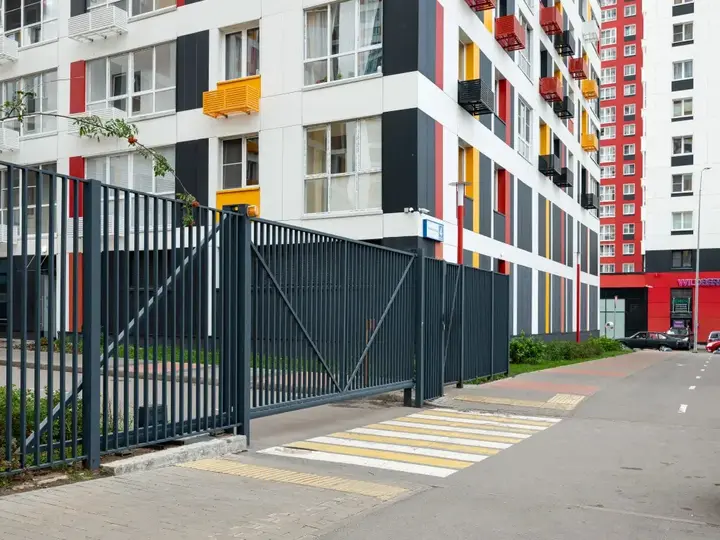 Москва: S Potryasayuschim Vidom Na Park Apartments