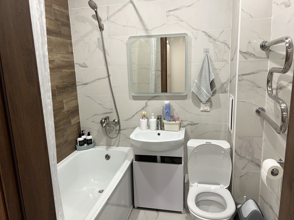 Квартира Bedroom Suite (BDR Suite) на Пархоменко — фото 4