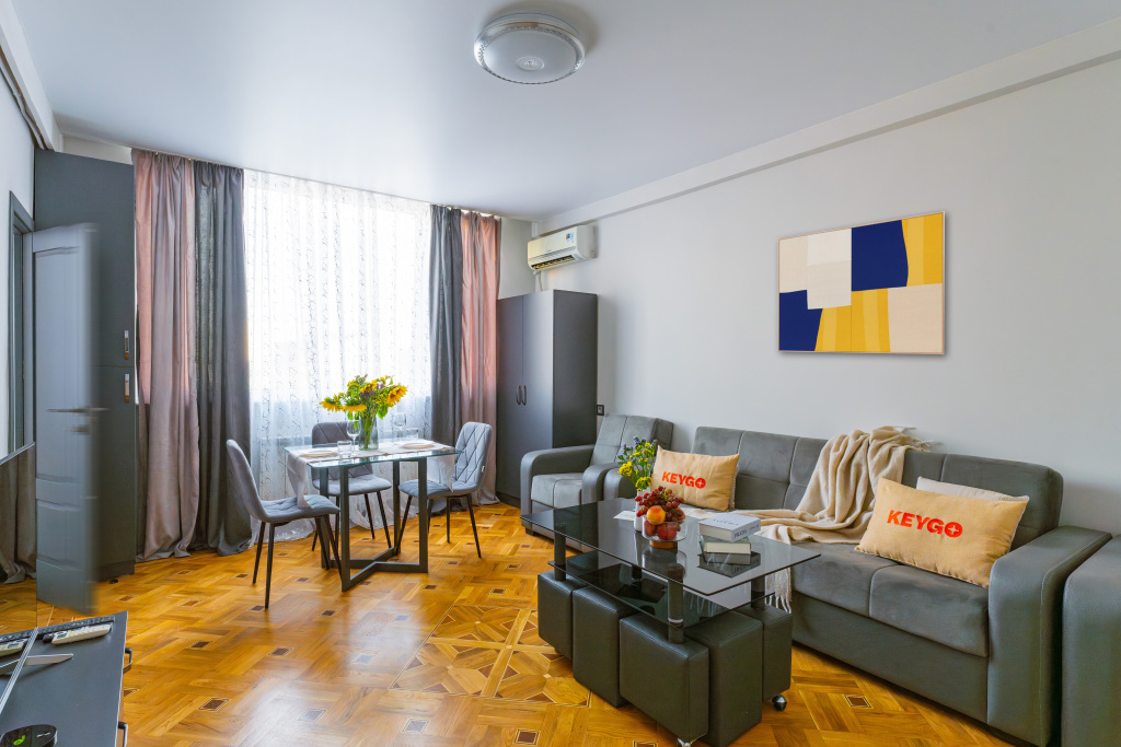 Ереван: Апартаменты 1BR/Stylish Apt on Saryan st/Keygo