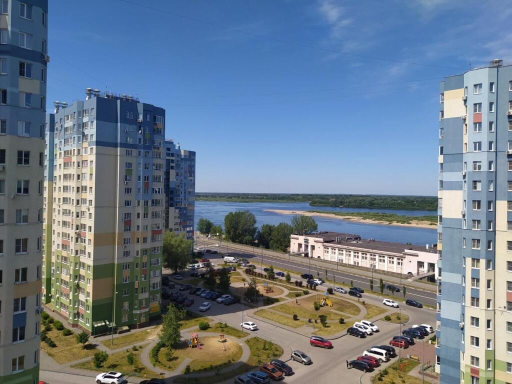 Нижний Новгород: Апартаменты на набережной Волжская 24