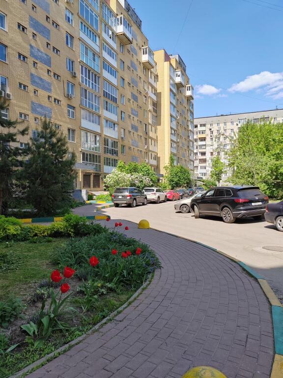 Нижний Новгород: Апартаменты на улице 1-я Оранжерейная 28А