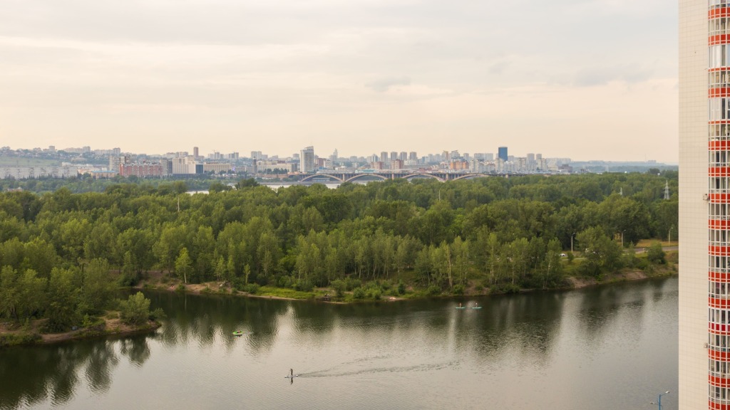 Красноярск: Апартаменты Favorite House на ул. Карамзина 16 с Видом на Енисей