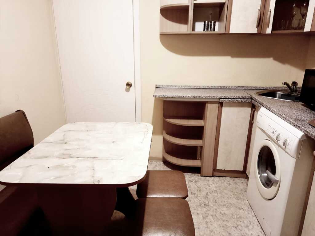 Квартира 1-к., 33 м², 1/5 этаж — фото 2