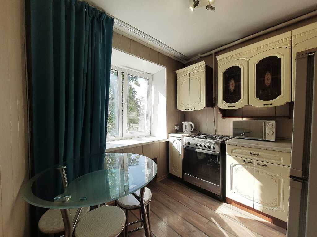 Кемерово: Квартира 2-к., 45 м², 2/5 этаж