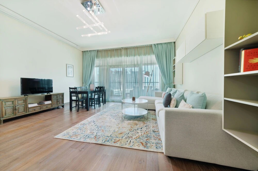 Дубай: Maison Privee - Beach Access Apt w/ Burj & Sea Views on The Palm