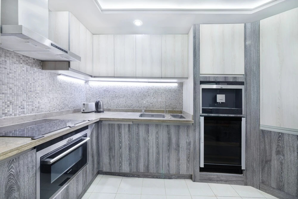 Дубай: Maison Privee - Beach Access Apt w/ Burj & Sea Views on The Palm